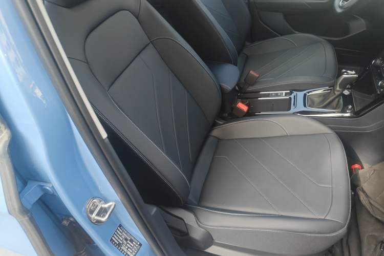 Used Volkswagen Tharu 2025 NewRui 300TSI Prestige Edition
