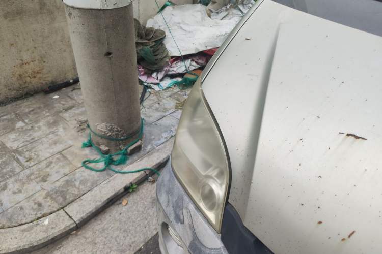 Used Wuling Zhiguang 2010 1.0L New Version Practical Short-Body L2Y Right Front Headlight