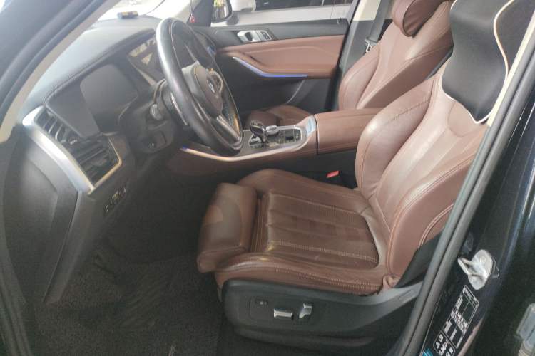 Used BMW X5 2020 xDrive40i M Sport Package Left Front Seat