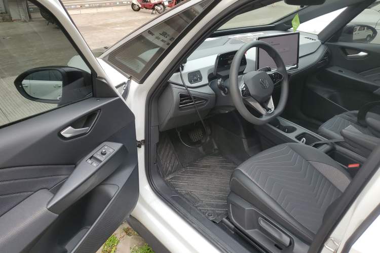 Used Volkswagen ID.3 2025 Smart Version Pure & Intelligent Enjoyment Edition