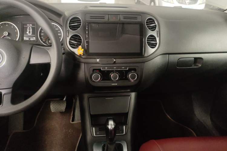 Used Volkswagen Tiguan 2017 300TSI Automatic Two-Wheel Drive Silk Road Luxury Edition