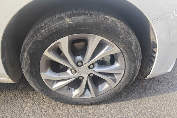 Used Buick Verano 2022 Pro 533T Enjoyment Edition Right Front Wheel Hub