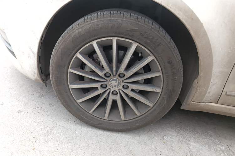 Used Skoda Octavia 2019 TSI230 DSG Luxury Edition