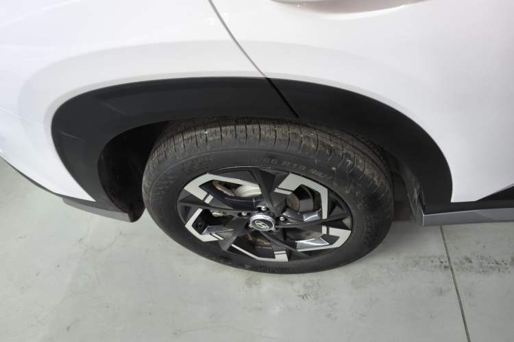 Used Hyundai ix35 2023 Musso 2.0L Prestige LUX Edition
