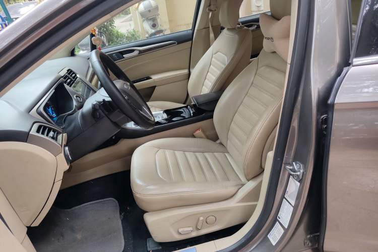 Used Ford Mondeo 2013 2.0L GTDi 200 Fashion Edition