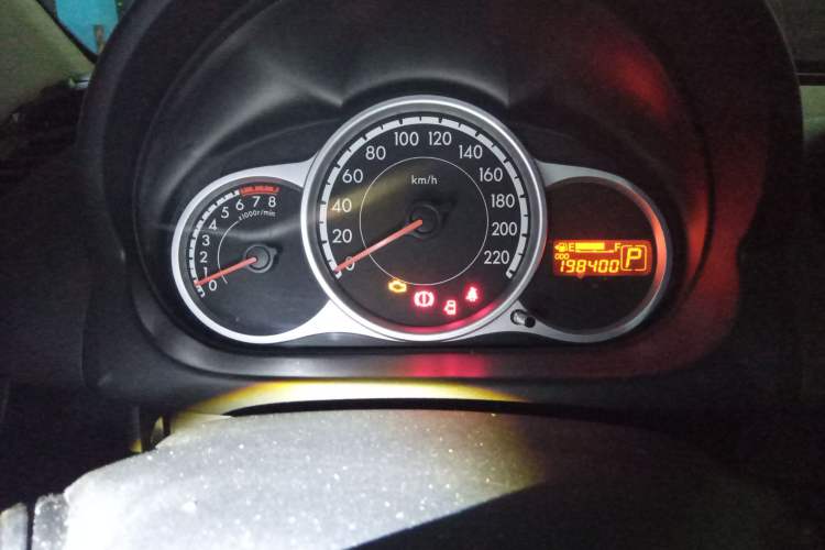 Used Mazda 2 2011 XuanDong 1.5L Automatic Fashion Edition Instrument Cluster