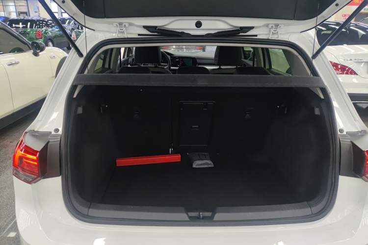 Used Volkswagen Golf 2021 280TSI DSG Pro Trunk