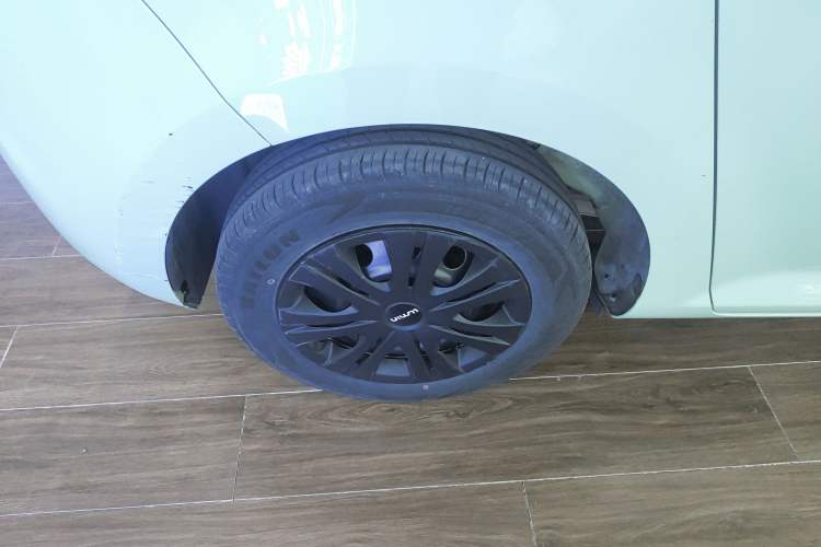 Used CHANGAN NEVO Lumin 2022 301km Honey-Sweet Version
