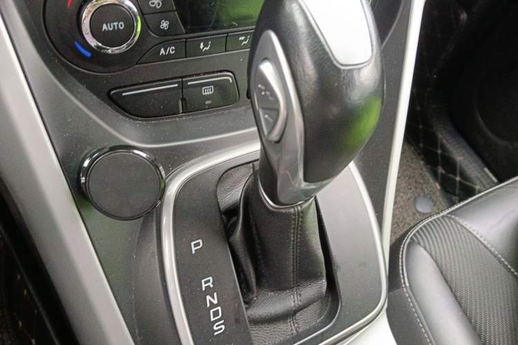 Used Ford Kuga 2015 1.5L GTDi Two-Wheel Drive Fashion Edition