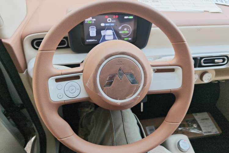 Used Wuling Hongguang MINIEV 2024 3rd Generation 215km Youth Edition
