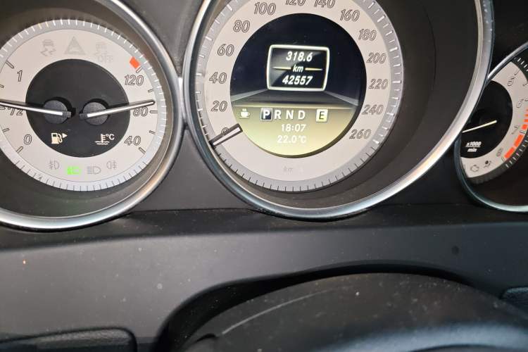 Used Mercedes-Benz C-Class 2011 C 200 CGI Elegant Model
