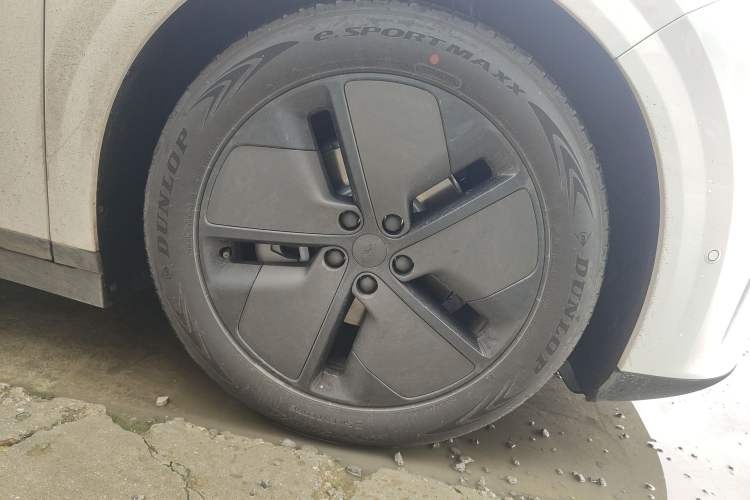 Used Li Auto i6 2025 Model Two-Wheel-Drive Standard Type