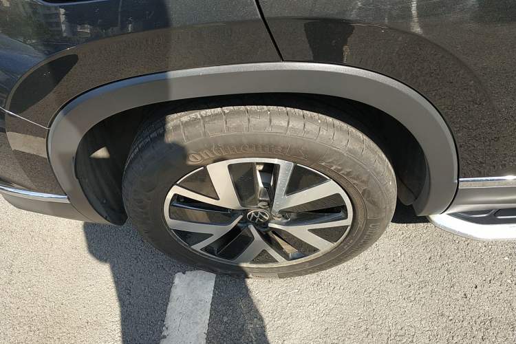 Used Volkswagen Tayron 2023 280TSI Two-Wheel-Drive Luxury Plus Advanced Version
