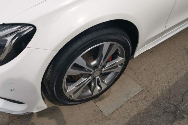 Used Mercedes-Benz C-Class 2015 C 200 L 4MATIC Sport Edition Left Front Wheel Hub