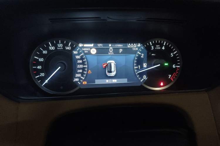 Used Land Rover Range Velar 2023 250 PS Ebony Black Limited Edition Instrument Cluster