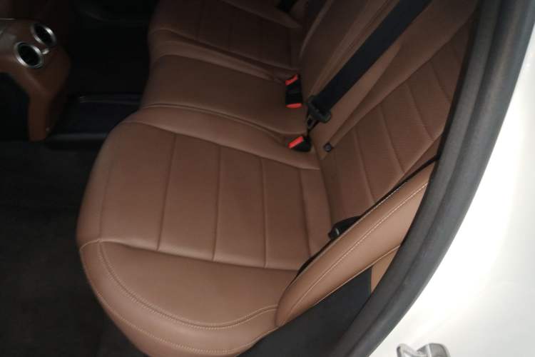 Used Mercedes-Benz E-Class 2018 E 200 L Sport Edition
