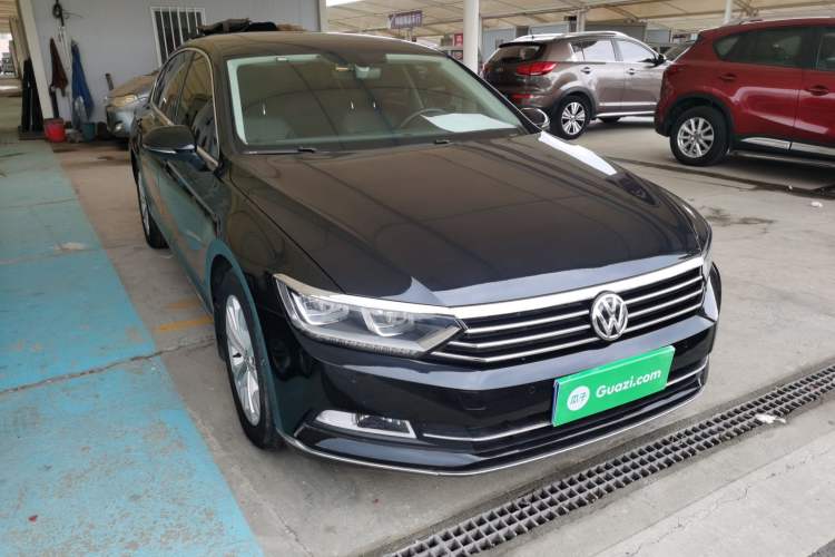 Used Volkswagen Magotan 2019 330TSI DSG Luxury Version China VI Standard
