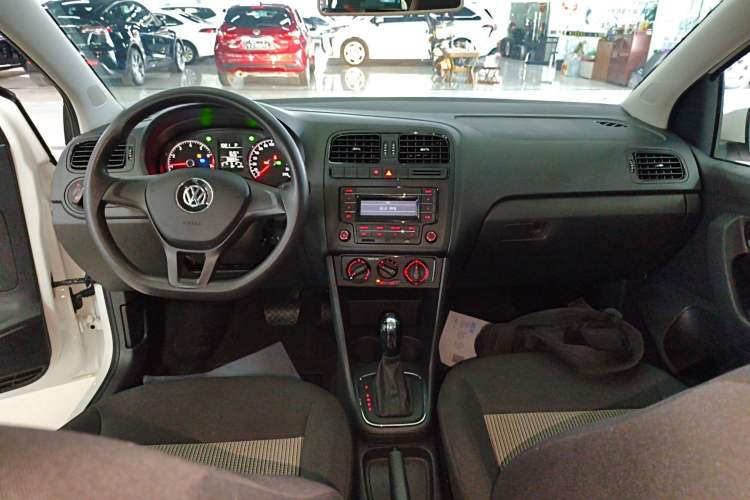 Used Volkswagen Polo 2016 1.4L Automatic Trendy Model
