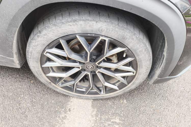 Used CHANGAN UNI-T 2022 1.5T Prestige Version Right Front Wheel Hub