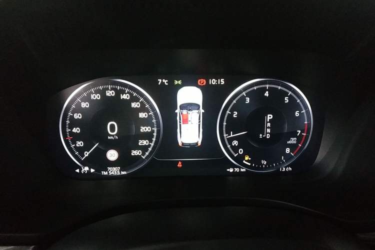 Used Volvo XC60 2019 T5 4x4 Zhiyuan Edition China VI Standard
