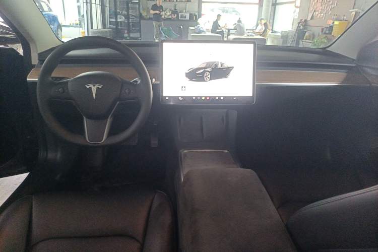 Used Tesla Model 3 2022 Rear-Wheel-Drive Version Center Console