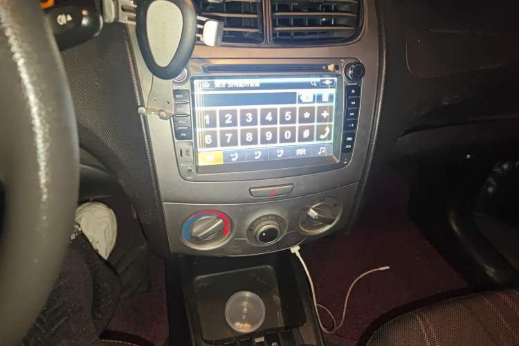 Used Chevrolet Sail 2013 Sedan 1.4L Manual - Youyi Happiness Edition Audio And AC Panel