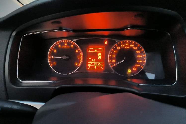 Used Geely Auto Vision 2016 1.5L Manual Happiness Edition