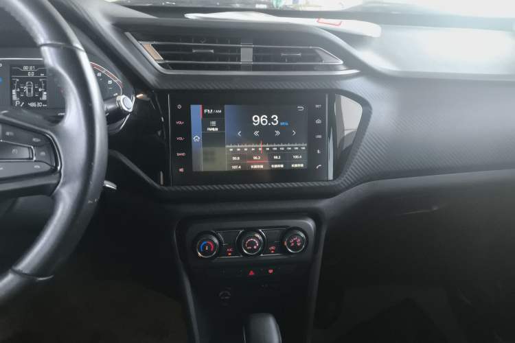 Used Chery Tiggo 3X 2020 Quality Edition 1.5L CVT Deluxe Version Audio And AC Panel