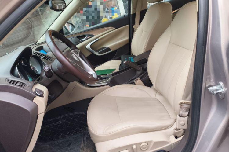 Used Buick Regal 2010 2.0L Expo Edition Left Front Seat