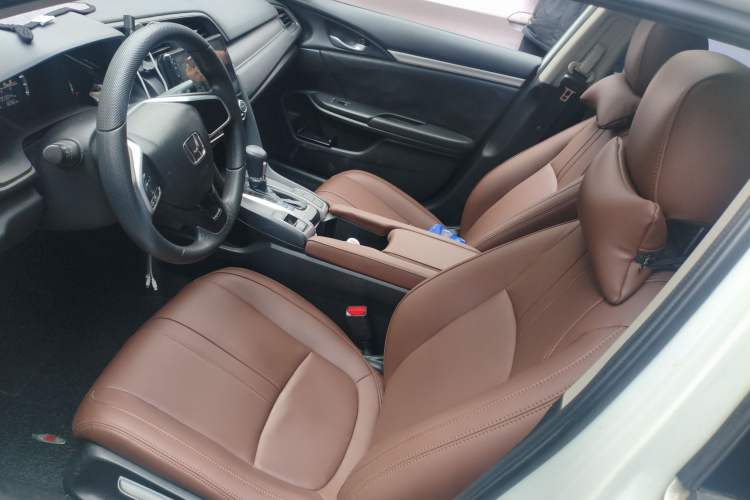 Used Honda Civic 2016 180TURBO CVT Comfort Version
