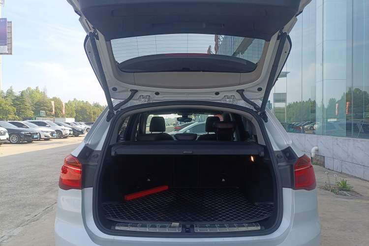 Used BMW X1 New Energy 2019 xDrive25Le Mileage Upgrade Version Trunk