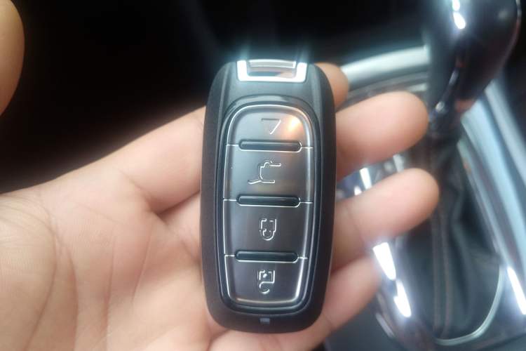 Used Buick Regal 2015 1.6T Elite Tech Model Vehicle Key