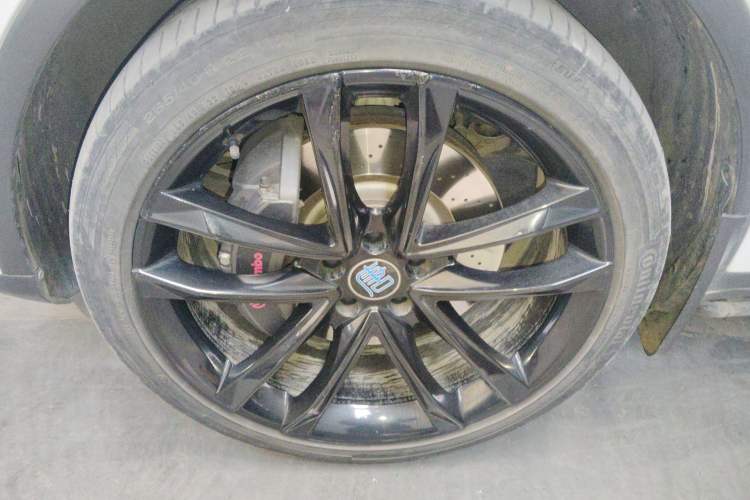 Used BYD Tang New Energy 2021 DM 2.0T Four-Wheel Drive High-Performance Flagship Model Left Front Wheel Hub