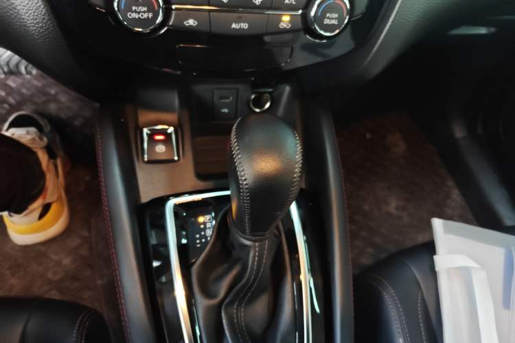 Used Nissan Qashqai 2022 2.0L CVT XV Smart Enjoyment Version
