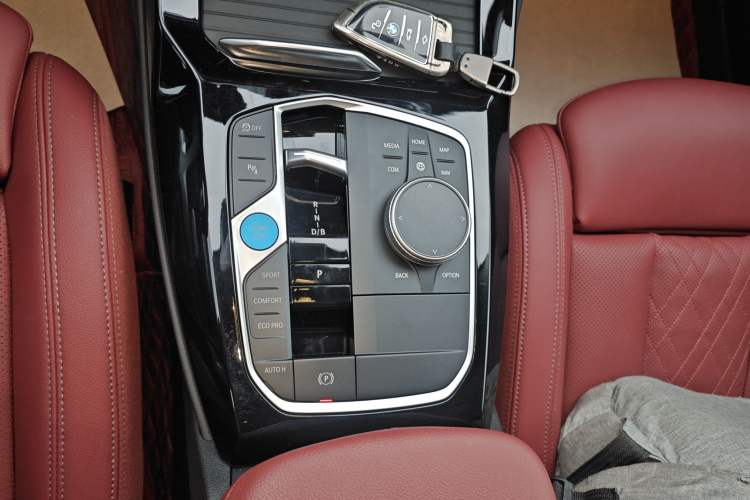 Used BMW iX3 2024 Leading Model