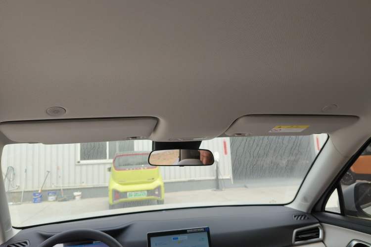 Used BYD Yuan UP 2025 Model 301KM Leading Version