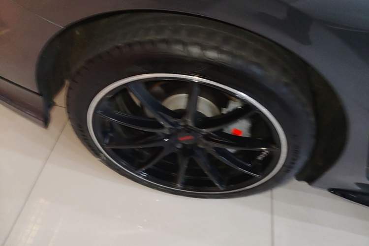 Used Audi A3 2022 A3L Limousine 35 TFSI Fashion Sport Model Right Rear Wheel Hub