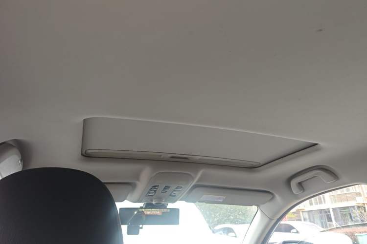 Used Haval H2 2016 Red-Label 1.5T Manual Two-Wheel Drive Luxury Model
