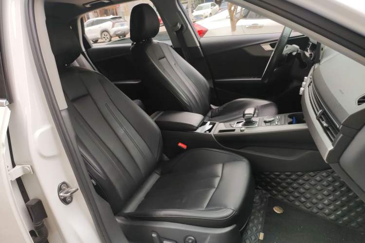 Used Audi A4L 2019 35 TFSI Ambition China V