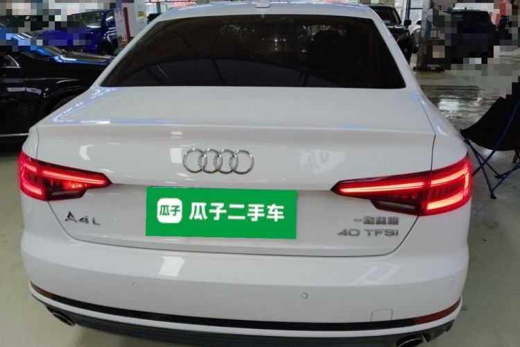 Used Audi A4L 2018 30th Anniversary Edition 40 TFSI Fashion Model
