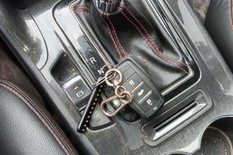 Used Changan CS75 2017 Shangkui Edition 1.5T Automatic Fengxiang Model