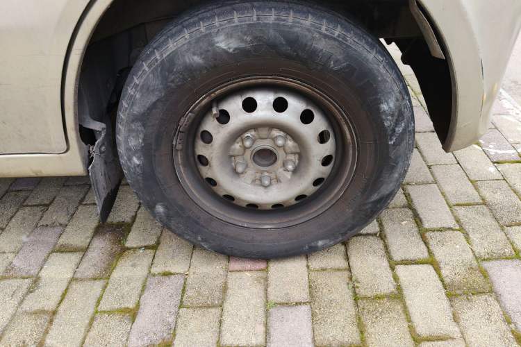 Used CHANGAN KAICHENG Xingguang 4500 2012 1.3L Base Version 4G13S1 Right Front Wheel Hub