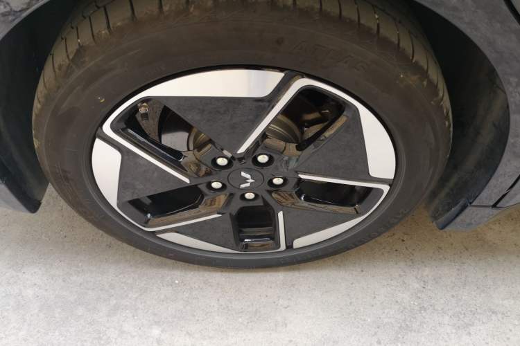 Used Wuling Xingguang 2024 Co-Creation Edition 510 Advanced Model