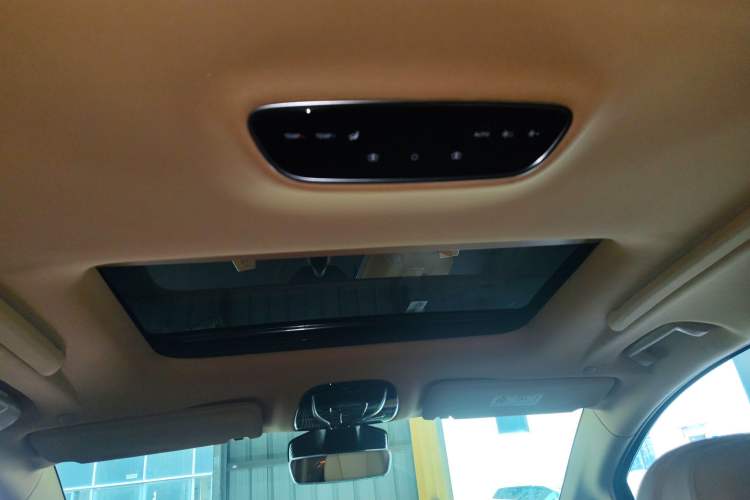 Used VOYAH Dream 2022 Low-Carbon Edition Dream+ Smart Enjoyment Package