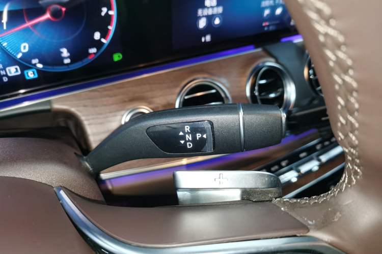 Used Mercedes-Benz E-Class 2021 Restyled E 300 L Luxury Edition
