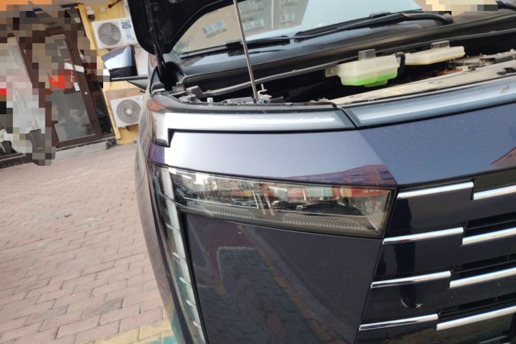 Used GAC Trumpchi E8 New Energy 2024 150km MAX Right Front Headlight