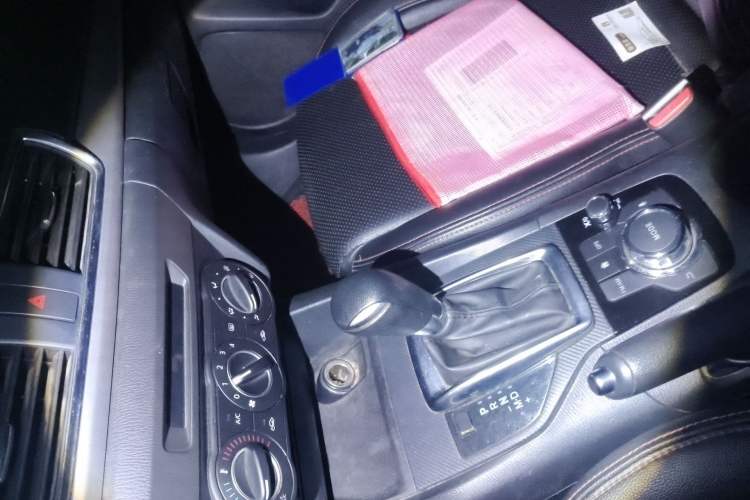 Used Mazda 3 Axela 2016 Sedan 1.5L Automatic Comfort Model Gear Lever