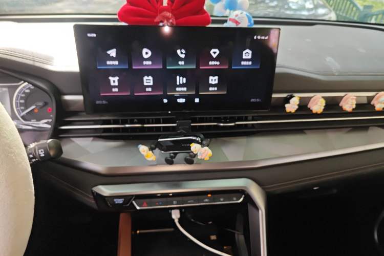 Used Geely Auto Vision X6 2021 PRO 1.4T Automatic Prestige Model