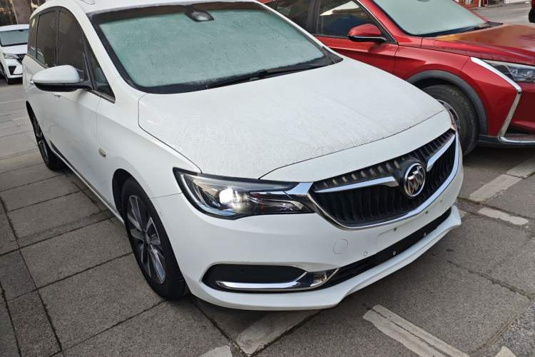 Used Buick GL6 2021 323T Mild Hybrid Connect Prestige Model
