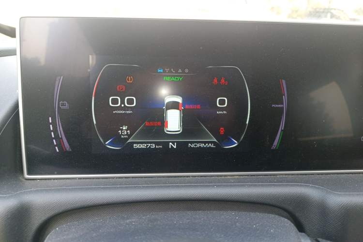 Used ORA White Cat 2022 Upgraded Model 305km Range Luxury Version Lithium-Ion Battery